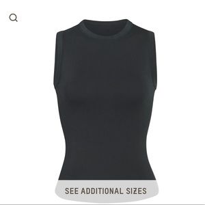NWT-Skims Outdoor Crew Neck Tank